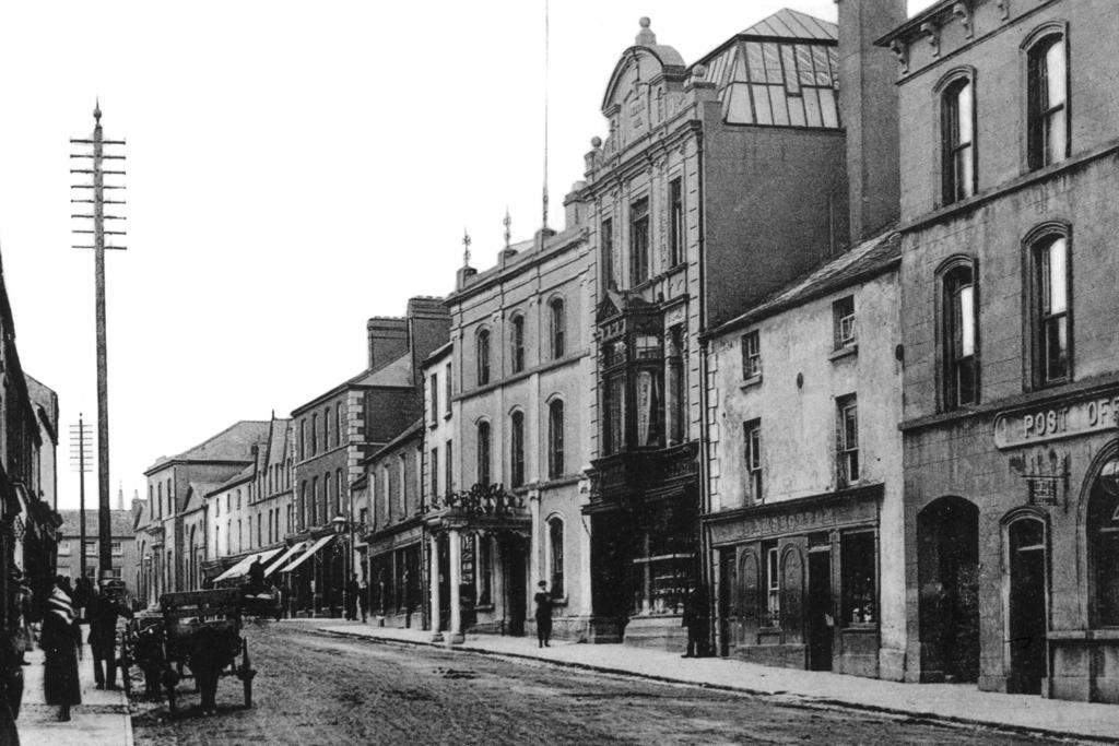 The Town 2* Laois